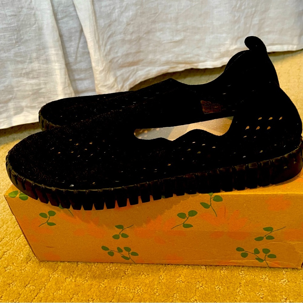 Ilsa Jacobsen Tulip Black Size 9 EU 41